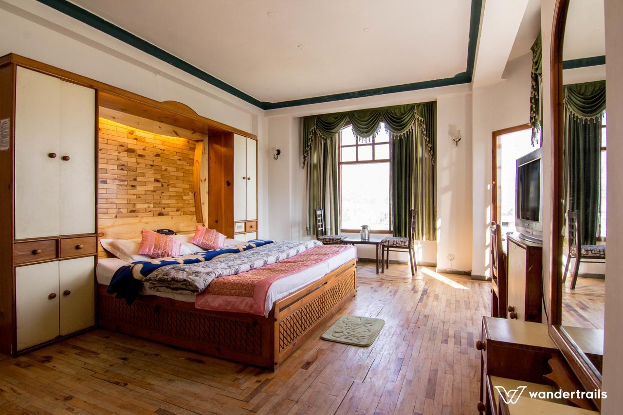 Flamingo Resort Manāli Eksteriør bilde