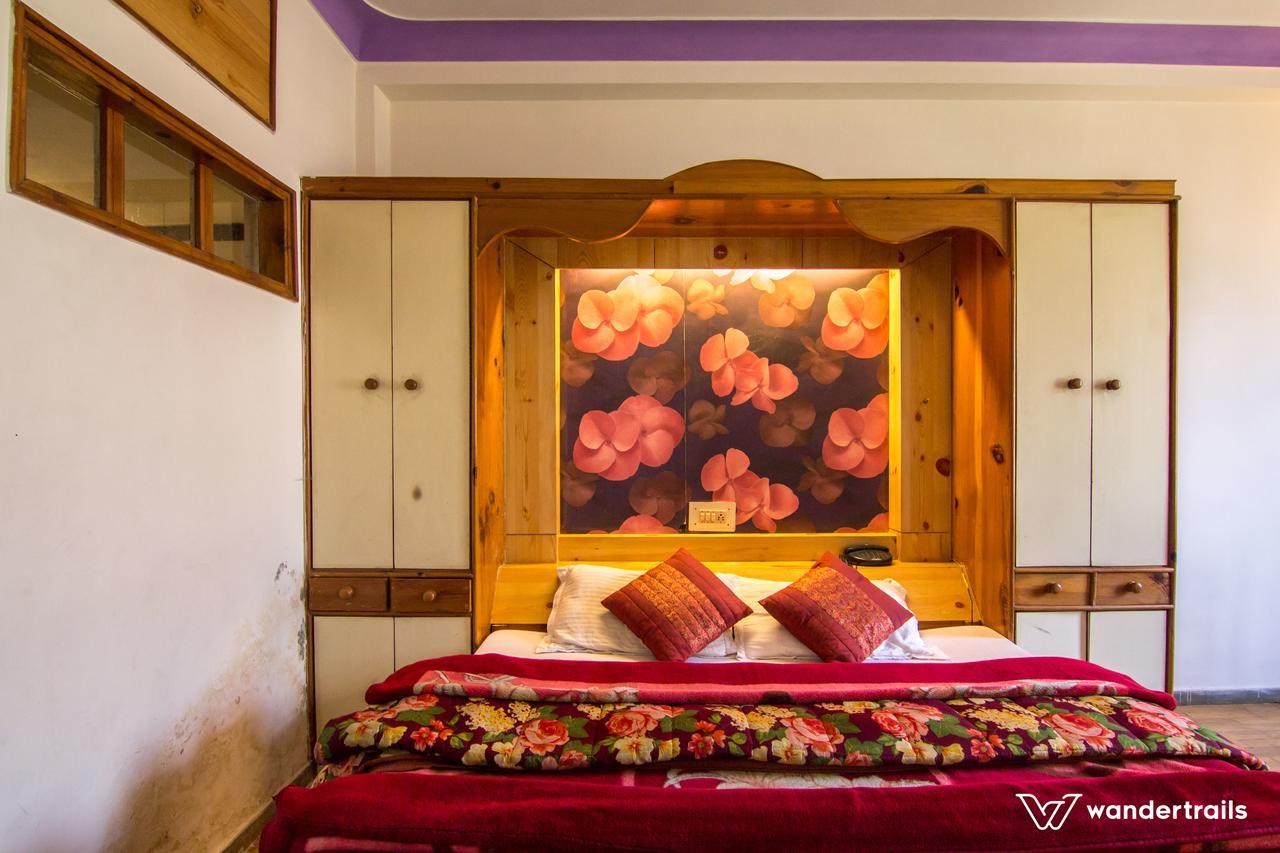 Flamingo Resort Manāli Eksteriør bilde